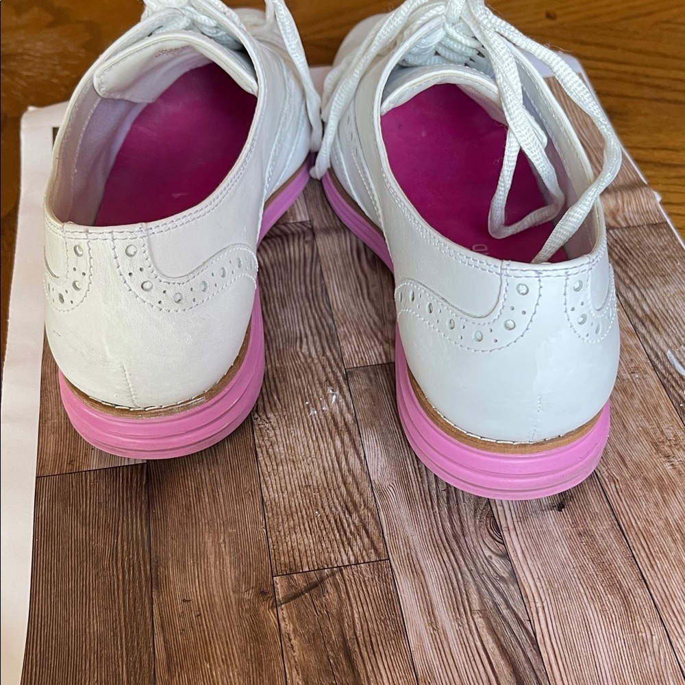 Women's White Wingtip Lace-Up Shoes with Pink Sole - Picture 3 of 7
